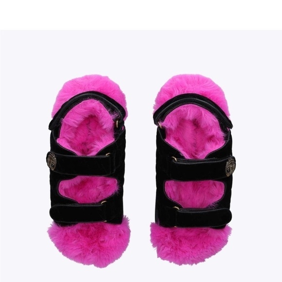 Kurt Geiger Orson Black Velvet Faux Fur Sandals - Picture 3 of 11